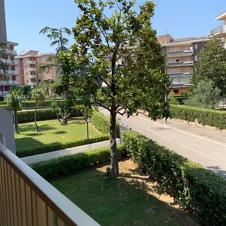 Appartamento Al Mare Immerso Nel Verde Silvi Paese